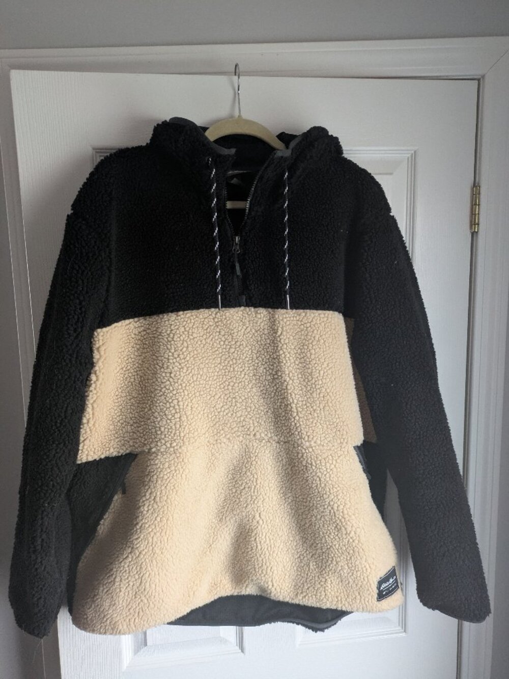 Eddie Bauer size XL Men's Thick Sherpa Hoodie | Oversized Cozy Sweater